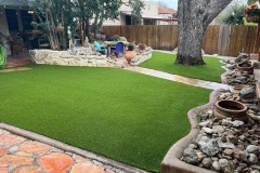 Fake-grass-1